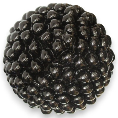 Pomme de pin sicilienne en céramique de Caltagirone, hauteur 25 cm ou 30 cm environ (1 unité). Décor baroque noir et blanc.