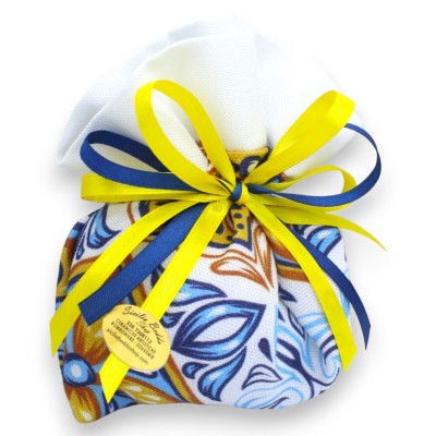 Katoenen tas met Siciliaanse majolica-print, witte rand, elegant organza lint, 5 confetti, ca. 13 x 11 cm.