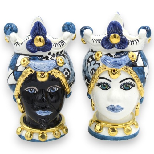 Sizilianische maurische Köpfe (Paar), ca. 17 cm hoch. Caltagirone-Keramik, Krone und moderne Dekoration, 24-karätige Goldemaille