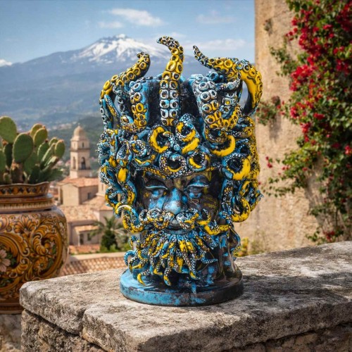 Pulpo con cabeza de moro en fina cerámica siciliana, aprox. 45 x 28 cm. Aguamarina y amarillo, tercera cocción, estilo moderno.