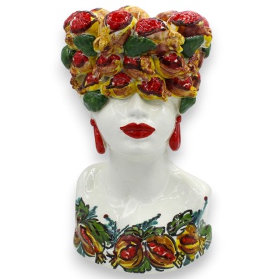 Designerbyst av en kvinna, granatäpplekrona, ca 25 x 15 cm. Caltagirone keramik, granatäppledekoration.