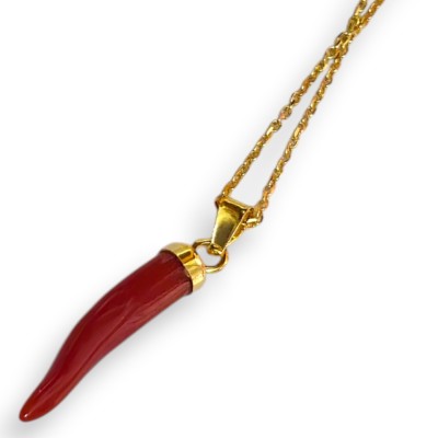 Collana in Argento 925 placcata oro con pendente corno in corallo, L 45 + 2,5 cm ca.