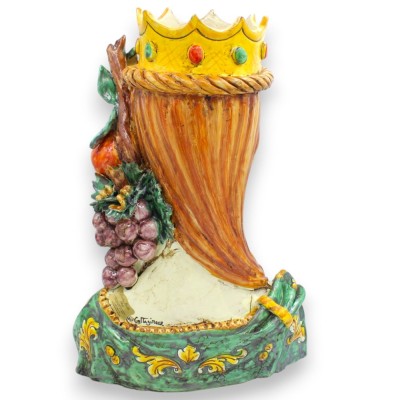 Busto de uma mulher com pescoço comprido, cerâmica de Caltagirone, aproximadamente 35 cm de altura. Coroada como rainha, com apl
