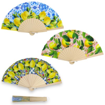 Ventilador de madeira com tecido decorado, altura 22 cm aprox. em cinco opções de decoração - (1pc)