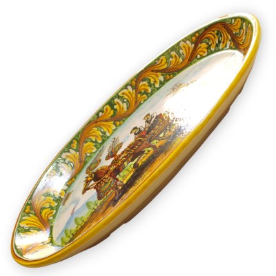 Ornamentaler ovaler Teller, Caltagirone-Keramik, ca. 60 x 40 cm. Barocke Dekoration, sizilianische Wagenszene.