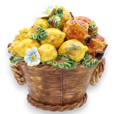 Tischkorb, Dekorationselement, Caltagirone-Keramik, ca. 23 x 23 cm hoch. Komposition mit gemischten Früchten und Blumen.