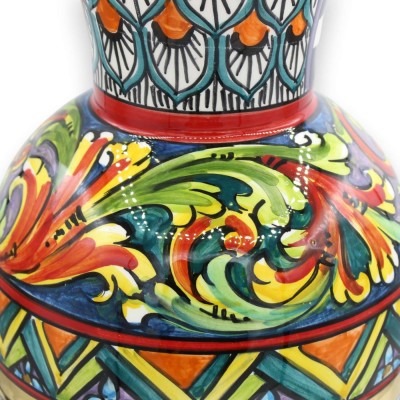 Jarrón de cuello alto, cerámica de Caltagirone, 40 x 20 cm. Serie ÈLITE, decoración de carro siciliano, esmalte de oro puro de 2