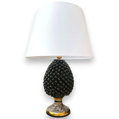 Tallkottelampa Caltagirone, höjd 65 cm ca. ÈLITE-serien, svart med påfågelskaft, modern design, 24k rent guld emalj