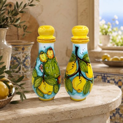 Botella con tapón, de fina cerámica siciliana, 25 x 10 cm aprox. (1 unidad). Capacidad: 700 ml. Diversas decoraciones.