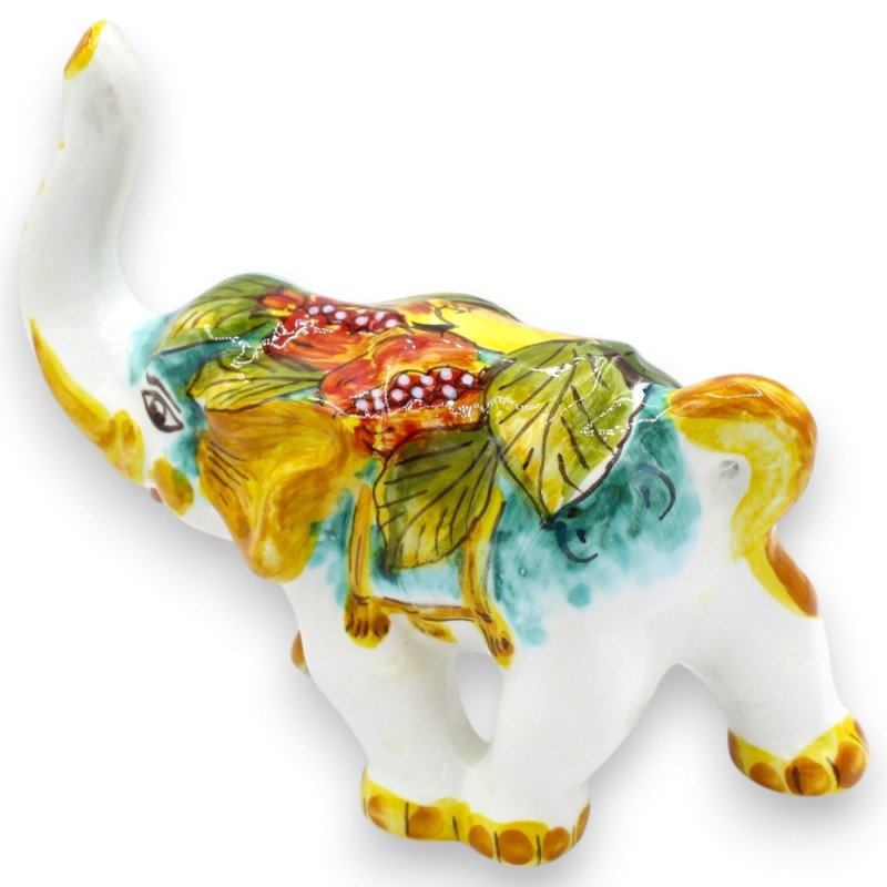 Elefante medio portafortuna in...