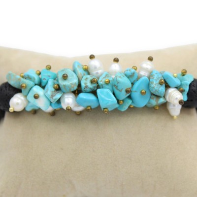Elastisches Armband mit Lavasteinkugeln, ca. 18 cm lang, mit Türkis-Einsätzen und Perlen