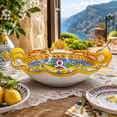 Ozdoba centralna w kształcie muszli z uchwytami z wężowego drewna, ceramika Caltagirone, Ø ok. 38 cm, wstążka, dekoracja barokow