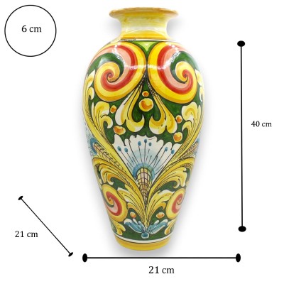 Vaso de cerâmica Caltagirone, aproximadamente 40 x 20 cm, decoração floral barroca, fundo verde.