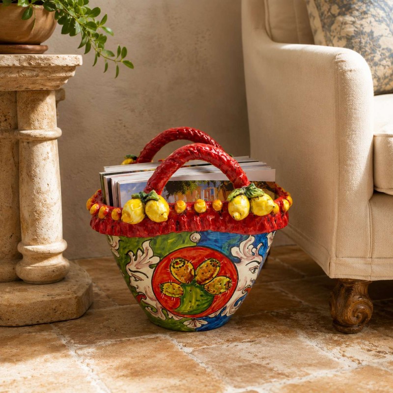 Panier en céramique de Caltagirone,...
