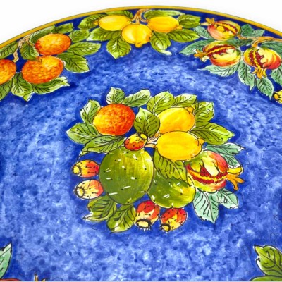 Ronde tafel van Etna-lavasteen Ø 80 cm, smeedijzeren voetstuk, versierd met citroenen, sinaasappels, granaatappels en cactusvijg