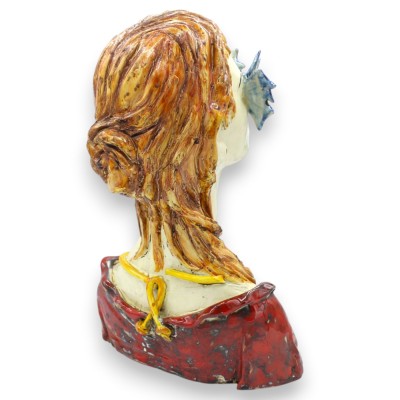 Busto de mujer con mariposas, modelo "Libertad", cerámica de Caltagirone, aprox. 32 x 23 cm. EDICIÓN LIMITADA.