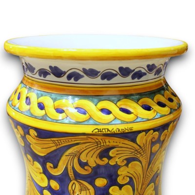 Paraplyställ i Albarello-stil, keramik från Caltagirone, ca 52 x 30 cm. Barock, flätad och geometrisk dekor.
