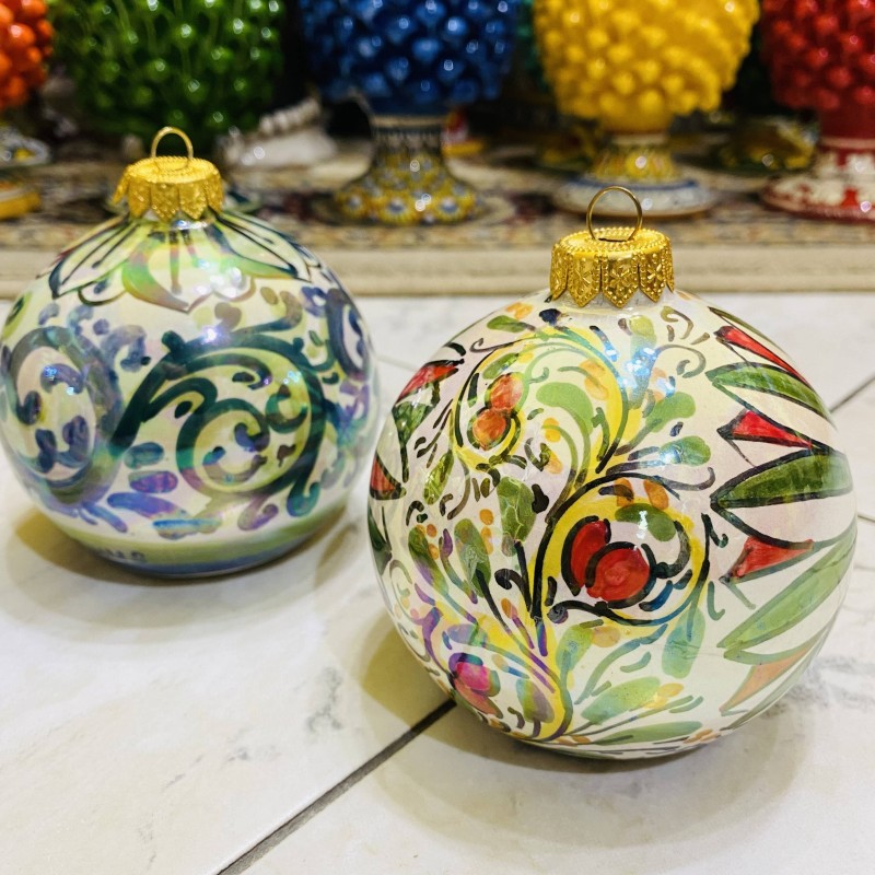 Bola de Navidad con Belén, esmalte Nácar, cerámica Caltagirone, altura 10cm - 