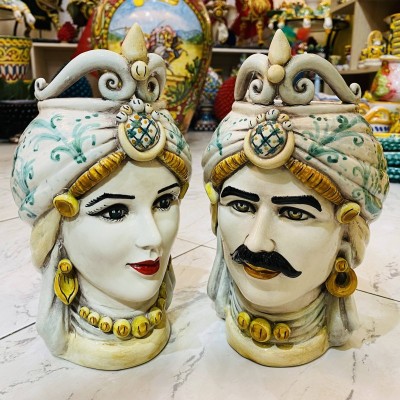 Pair of Caltagirone Moron Heads - Height 25 cm Crown tips - 