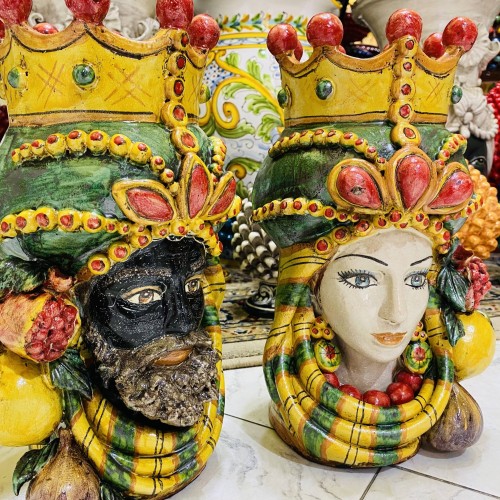 Têtes de lande siciliennes (paire) h environ 33 cm Caltagirone, avec couronne, citrons, figues et grenades -  2