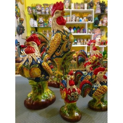 Gallos de fina cerámica de Caltagirone decorados a mano - 3 tamaños disponibles - 