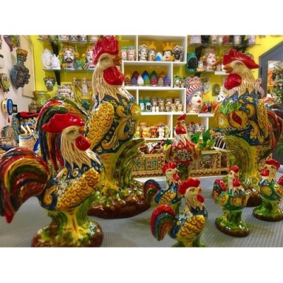 Gallos de fina cerámica de Caltagirone decorados a mano - 3 tamaños disponibles - 