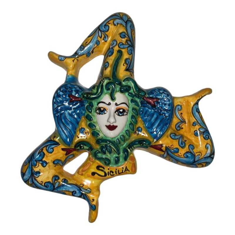 Trinacria en céramique sicilienne décorée à la main, fond jaune et décoration baroque bleu clair - mesure 30 cm - 