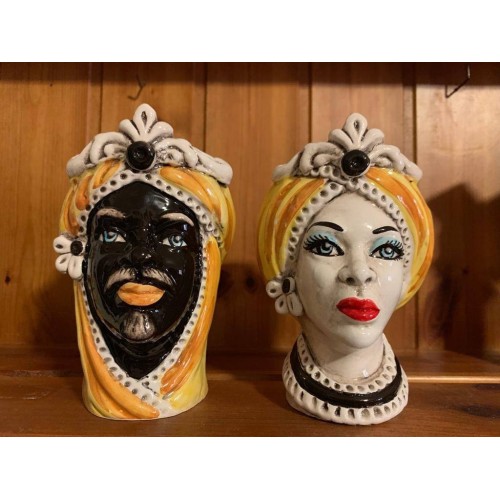 Par de cabezas Caltagirone Moro hechas a mano - altura aproximada 13 cm.