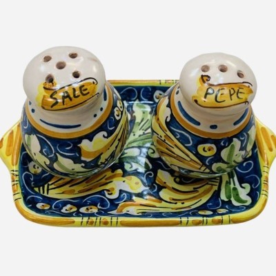 Conjunto de sal e pimenta com tabuleiro em cerâmica Caltagirone fina - Medidas 20x10 cm - 