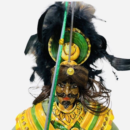 Sizilianische Marionette, Paladin aus Caltagirone-Keramik – karolingische Linie – Sockel aus Lavastein – SARACENO – 55 x 2