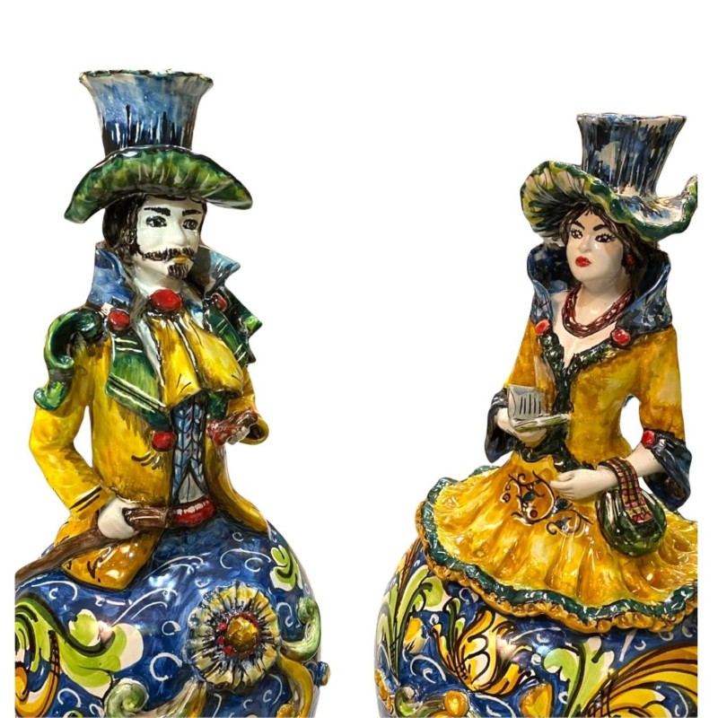 Par de Signorotti, Lumiere en cerámica Caltagirone, decoraciones en relieve - Altura unos 50 cm - 