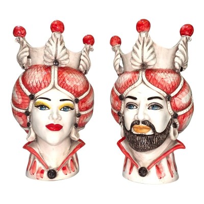 Par de cabeças de Moro mural, Caltagirone, com coroa e fundo vermelho, versão suspensa, altura cerca de 35 cm - 